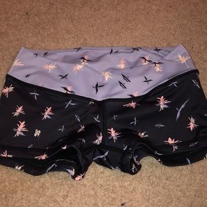 NWOT vull shorts size small